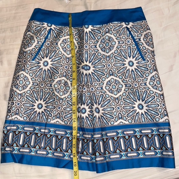 Ann Taylor petite blue white teal brown pattern skirt Greek Mediterranean Europe - Picture 1 of 3